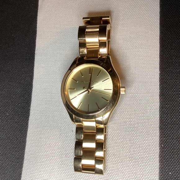 Michael Kors Gold-tone Mini Slim Runway Women’s Watch MK-3512 - Picture 4 of 12